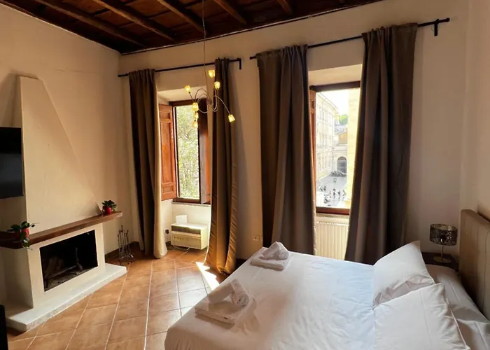 Imperial House San Calisto 7 *