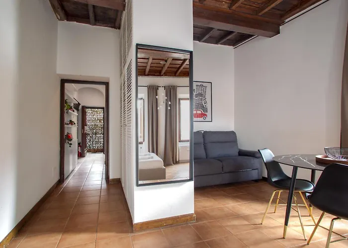Hébergement de vacances Imperial House San Calisto 7 *